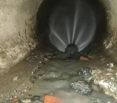 黄竹镇市政管道清淤